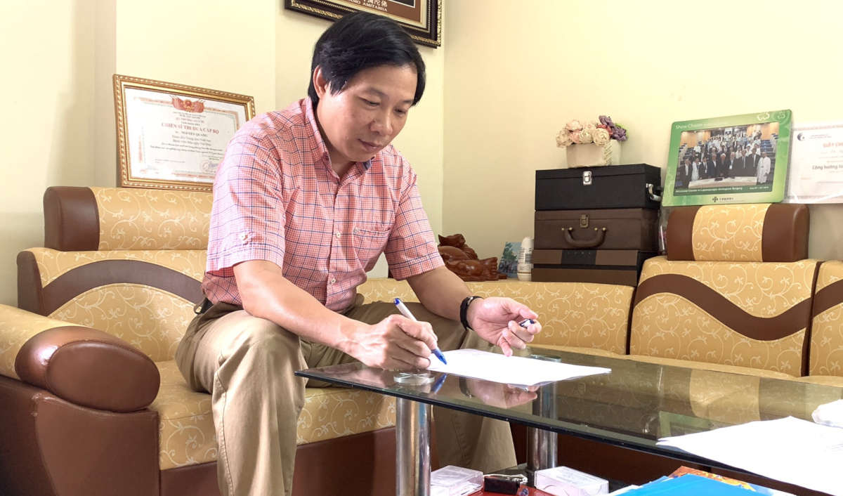 Phó Giáo sư, Tiến sĩ Nguyễn Quang