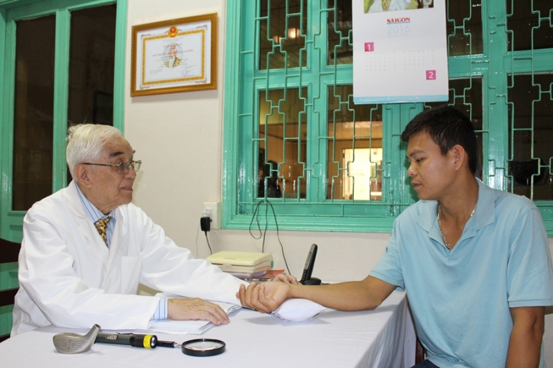 Bác sĩ Đỗ Hữu Định
