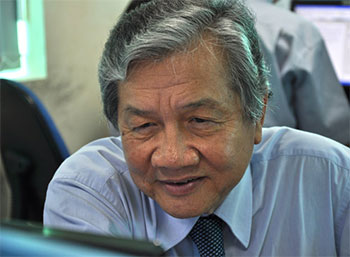 Bác sĩ Nguyễn Chấn Hùng (Giáo sư – Tiến sĩ, bác sĩ Nhân dân)